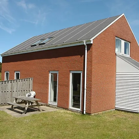 Nilaus - 2-3km From The Sea By Interhome